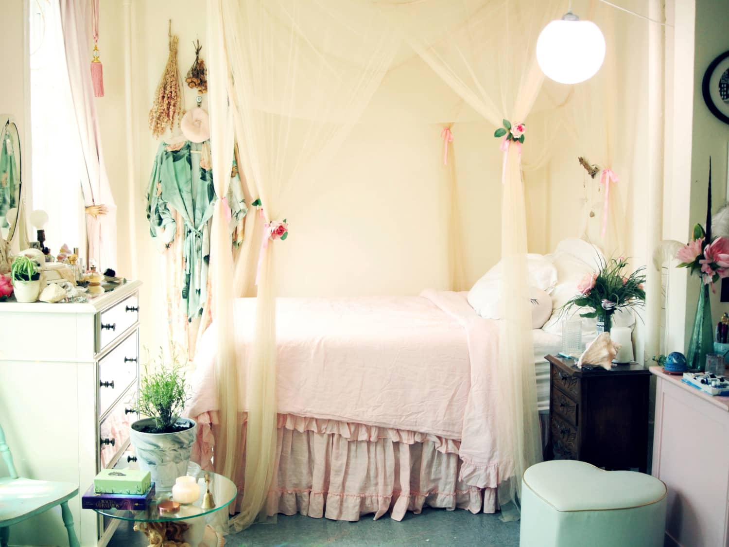 Princess beds for adults 2025